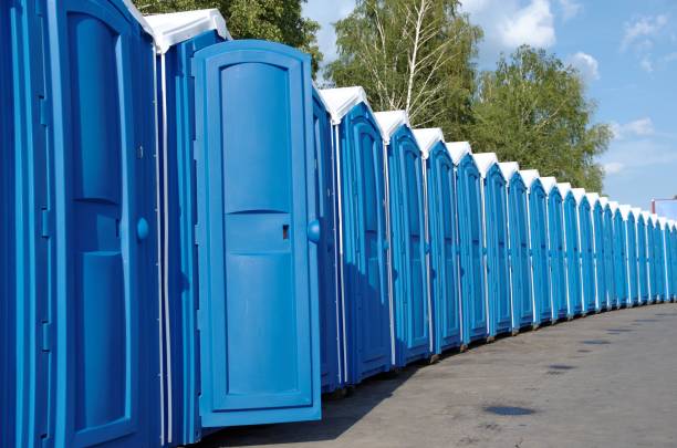 Best Porta potty rental near me  in East Hemet, CA